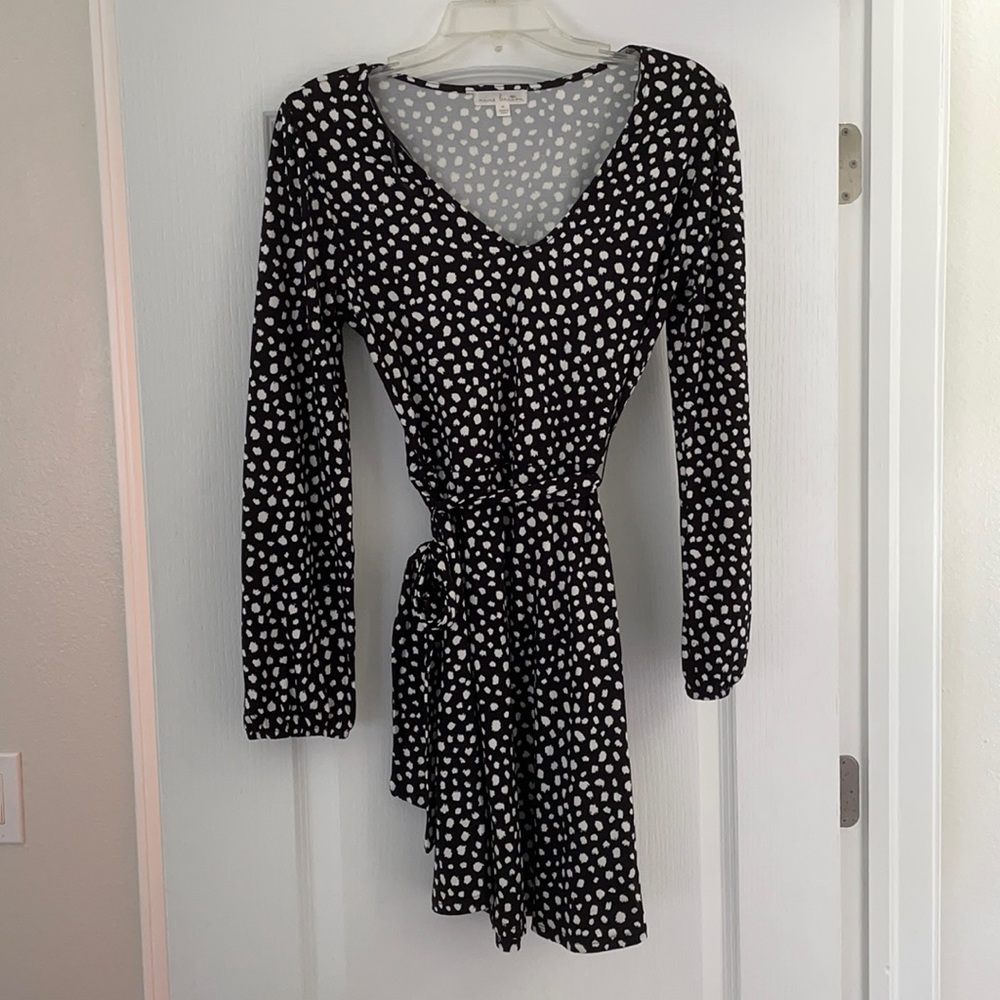 Nine Britton Polka Dot Dress. Size Medium